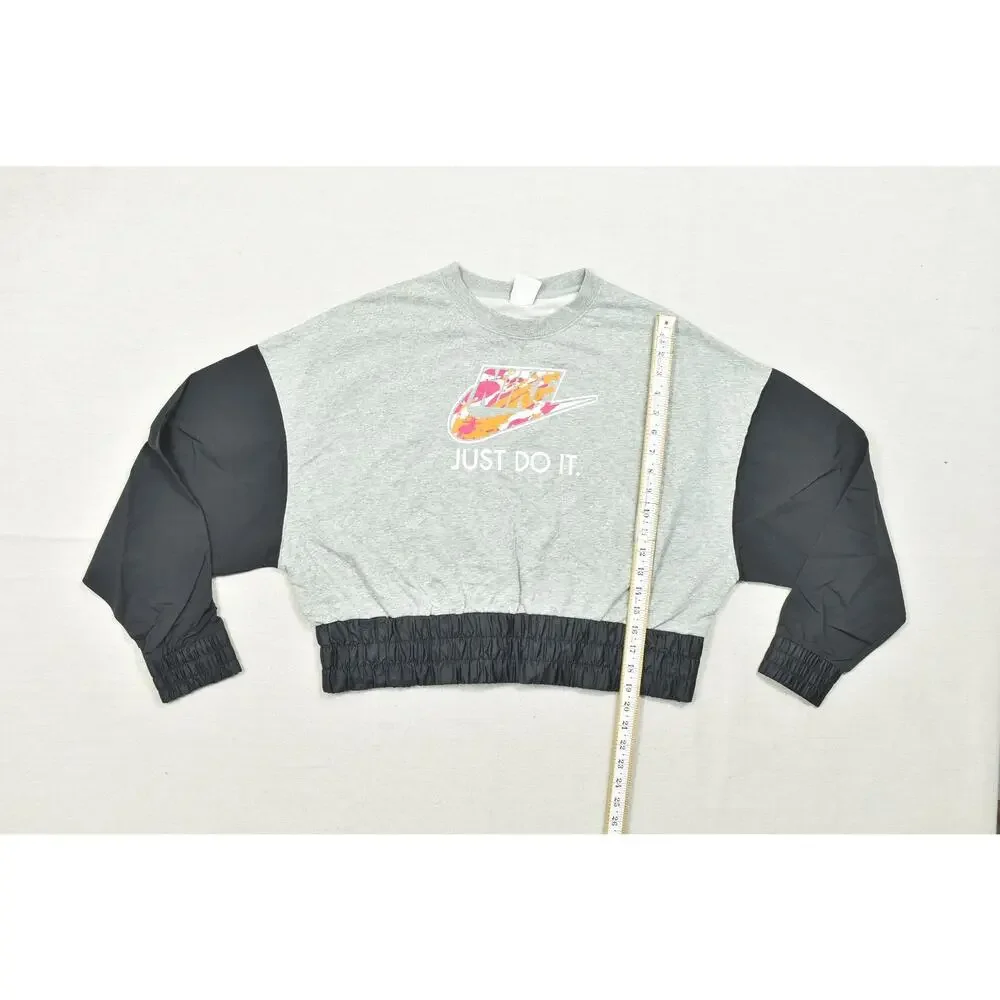 Nike Sportswear Women's Size Small Gray Black Colorblock Just Do It Cropped Swea